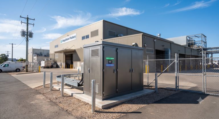 The Ultimate B2B Sourcing Guide to Utility-scale Battery Storage: Architecture, LCOE, and Grid Support